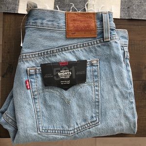 Levi’s shorts